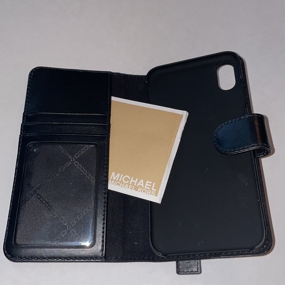 Michael Kors iPhone 10 x max - Picture 2 of 5